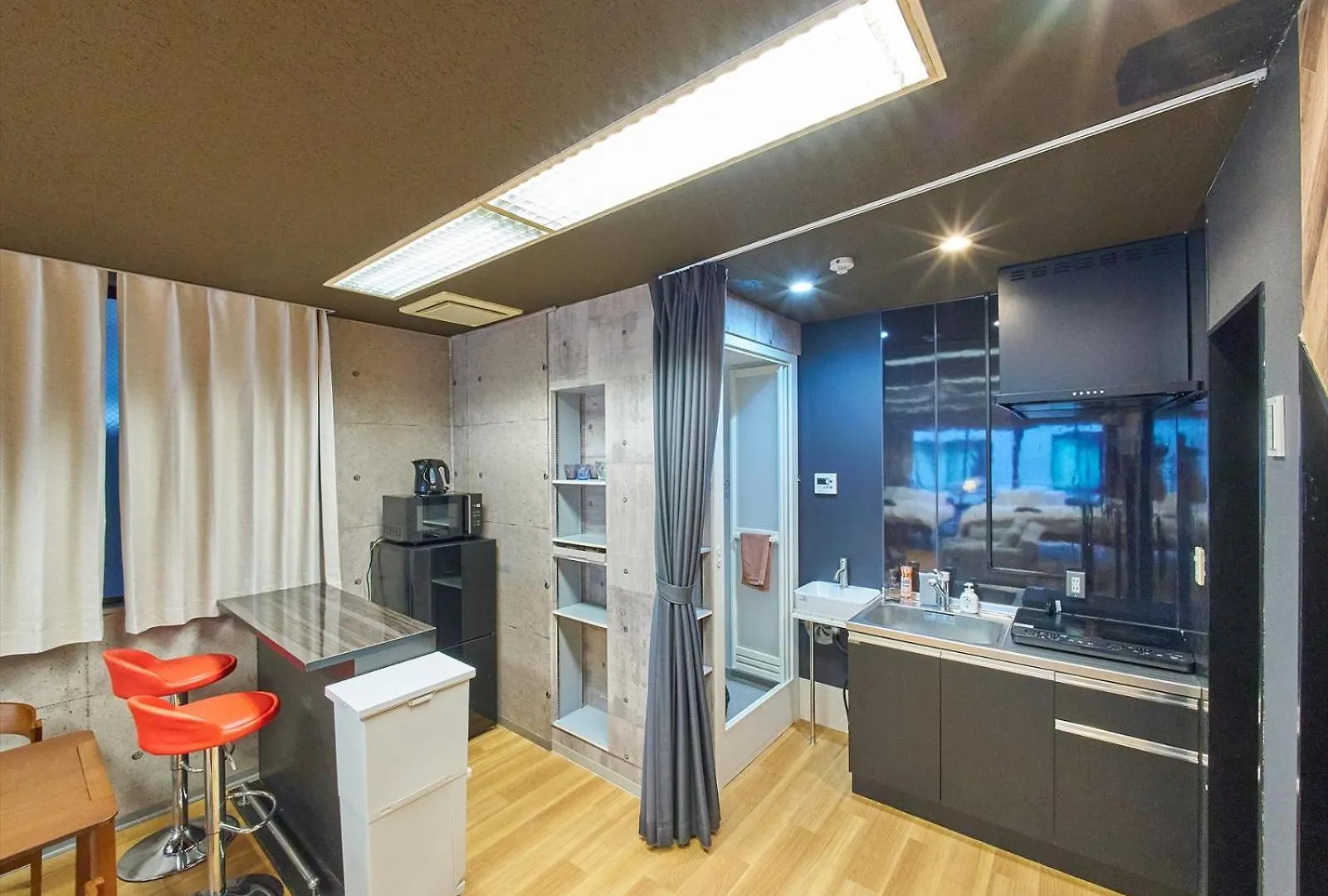 Apartment Shimbashi Hotel Sho Tokyo Japan